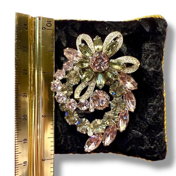 Vtg Eisenberg ICE Signed Swarovski Crystal Floral Spray Silver Tone Brooch 3” - Picture 4 of 17